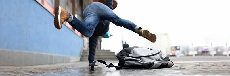 abogados para caídas y resbalones en california